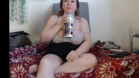 Snapshot of real_36_dd chatting on 04-22-26, 03:24 Fannie online show from 04-22-26, 03:24