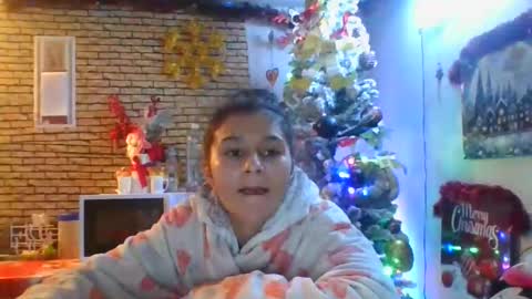 real_coupl3 online show from 12-17-25, 07:09