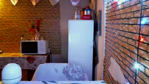 real_coupl3 online show from 05-03-26, 07:42