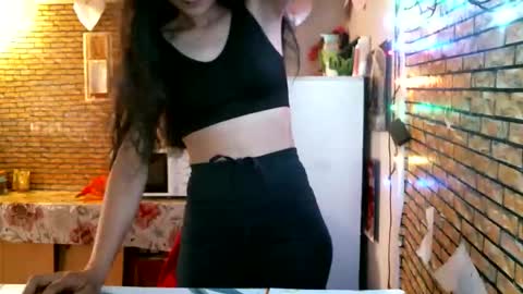 real_coupl3 online show from 05-07-26, 05:57