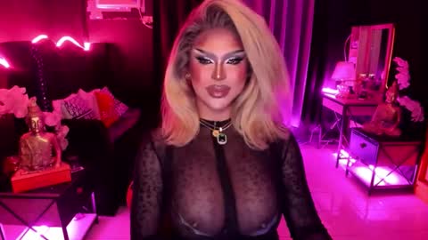 Snapshot of real_dom_phuta chatting on 11-05-25, 02:28 Miss Katrina De Futah Goddess of HELL online show from 11-05-25, 02:28