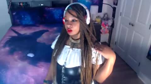 Snapshot of realgoddessdream chatting on 05-06-26, 05:46 realgoddessdream online show from 05-06-26, 05:46
