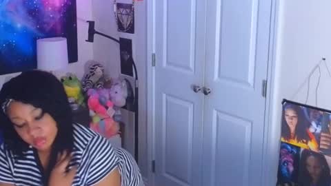 Snapshot of realgoddessdream chatting on 05-11-26, 04:15 realgoddessdream online show from 05-11-26, 04:15