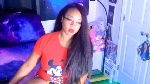 Snapshot of realgoddessdream chatting on 06-03-26, 02:25 realgoddessdream online show from 06-03-26, 02:25