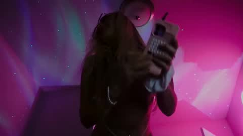 Lily Grace online show from 03-09-25, 08:21