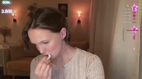 Snapshot of realsupermichael chatting on 01-22-25, 09:43 AliceEve online show from 01-22-25, 09:43