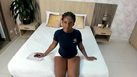 Snapshot of rebeca_cortez1 chatting on 05-30-26, 08:17 I invite you to my birthday on November 3th online show from 05-30-26, 08:17