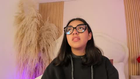 rebeca_taylor_ online show from 04-18-26, 03:27