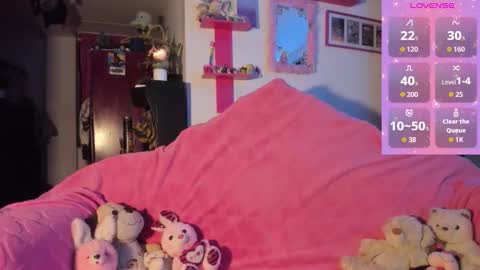 Snapshot of rebecahart chatting on 03-01-26, 05:53 Rebecca online show from 03-01-26, 05:53