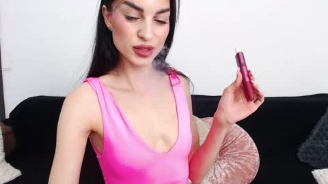 rebecamur online show from 05-12-26, 12:57