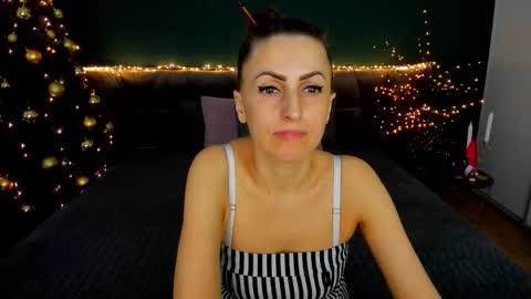 rebecca_diamonds online show from 01-07-26, 06:49