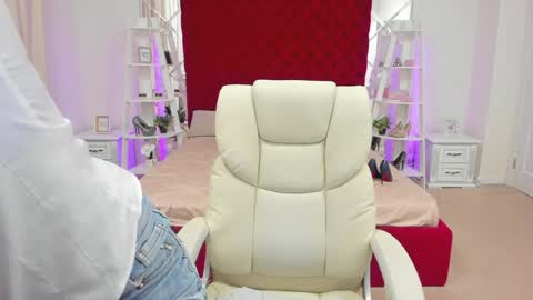 rebecca_diamonds online show from 04-01-26, 05:52