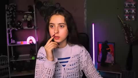 rebecca_smile_ online show from 11-30-25, 02:21