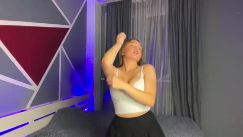 Rebecca online show from 10-20-25, 04:29