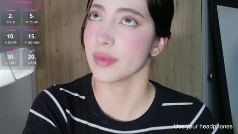 rebeccawhite_meow online show from 12-04-25, 10:18