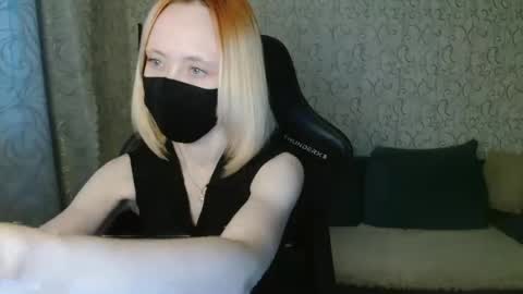 RebesaOlset online show from 02-19-25, 02:44