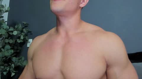 twitter REECET26 instagram RECCETAYLOR online show from 01-14-26, 03:34