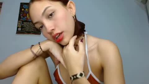 Snapshot of red_chanty chatting on 09-10-25, 11:05 Lorena online show from 09-10-25, 11:05