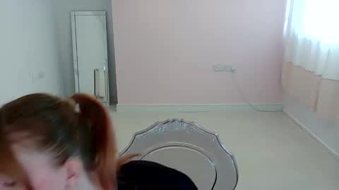 Red -  online show from 06-10-26, 02:16