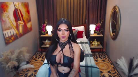 Snapshot of red_ivyy chatting on 02-19-25, 06:44 AsianRedivy online show from 02-19-25, 06:44