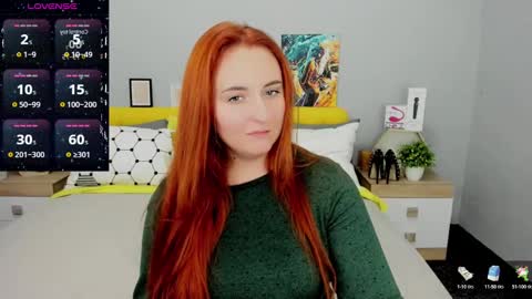 Snapshot of red_naughtyfox chatting on 12-17-24, 10:00 Lessy Fox online show from 12-17-24, 10:00