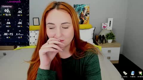 Snapshot of red_naughtyfox chatting on 01-19-25, 10:39 Lessy Fox online show from 01-19-25, 10:39