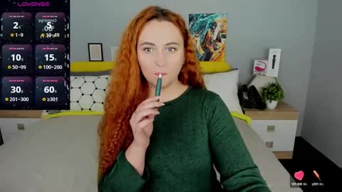 Snapshot of red_naughtyfox chatting on 02-02-25, 07:25 Lessy Fox online show from 02-02-25, 07:25