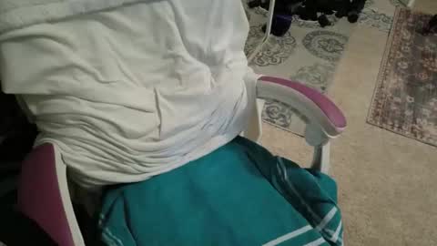 Red online show from 04-09-26, 05:07