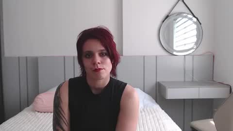 Snapshot of red_roxyfoxy chatting on 06-18-26, 03:18 Ann online show from 06-18-26, 03:18