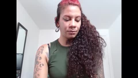 Snapshot of red_savage_ chatting on 03-24-26, 05:18 Instagram Valerie yourdream online show from 03-24-26, 05:18