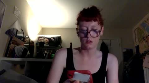 Snapshot of redcassie666 chatting on 05-27-26, 07:11 redcassie666 online show from 05-27-26, 07:11