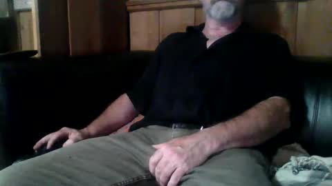 Snapshot of redfox60010 chatting on 09-22-25, 10:45 redfox60010 online show from 09-22-25, 10:45