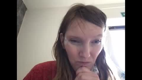 Snapshot of redfoxofficial chatting on 05-14-26, 10:00 Redfox online show from 05-14-26, 10:00