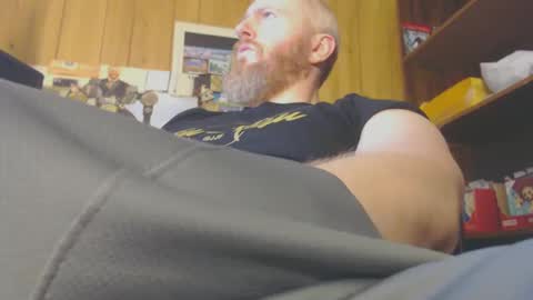 Snapshot of redhead4fun chatting on 01-18-25, 06:43 theredhead4fun online show from 01-18-25, 06:43