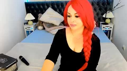 redheadeva online show from 10-18-25, 05:32