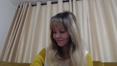 RedJessica online show from 11-16-25, 05:13