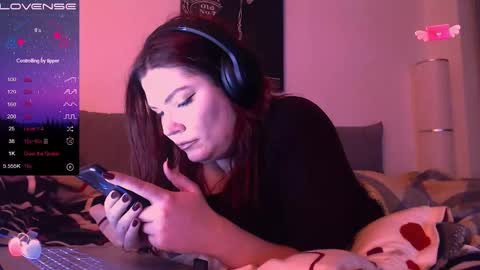 Snapshot of redyari chatting on 12-07-24, 02:09 Red online show from 12-07-24, 02:09