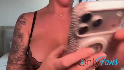 reecemariexx online show from 06-22-26, 07:11