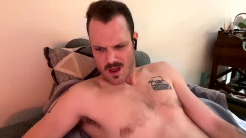 Snapshot of reed_thomas chatting on 02-05-25, 01:37 Reed Thomas online show from 02-05-25, 01:37