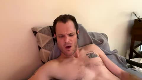 Snapshot of reed_thomas chatting on 09-18-25, 05:20 Reed Thomas online show from 09-18-25, 05:20