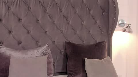 Regina  online show from 01-16-26, 03:10