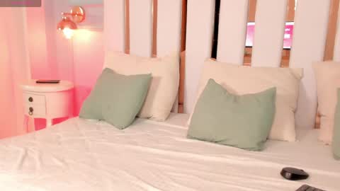 Regina  online show from 04-14-26, 05:13