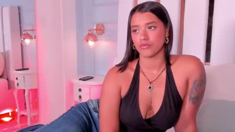 Snapshot of regina_noctixx chatting on 06-03-26, 07:11 Regina online show from 06-03-26, 07:11