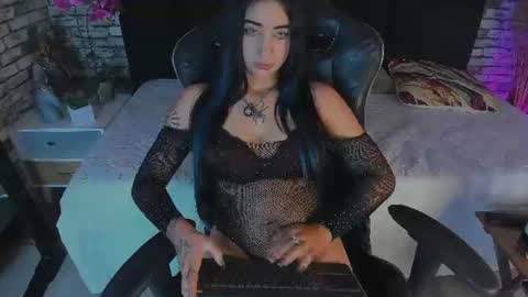   online show from 06-26-26, 03:00