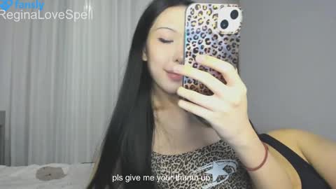 Snapshot of reginainspace chatting on 05-26-26, 12:34 Regina online show from 05-26-26, 12:34
