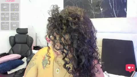 reginavegaa online show from 07-25-26, 08:56