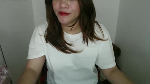 reign2525 online show from 02-26-25, 04:03