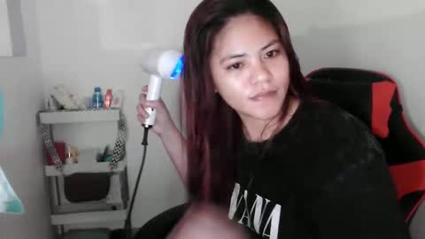 reign2525 online show from 10-08-25, 11:19