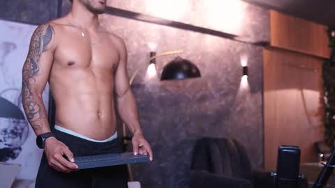 Reik online show from 01-11-26, 04:34