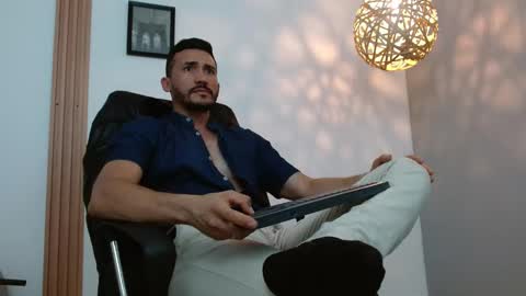   REIKO  online show from 01-11-25, 11:24